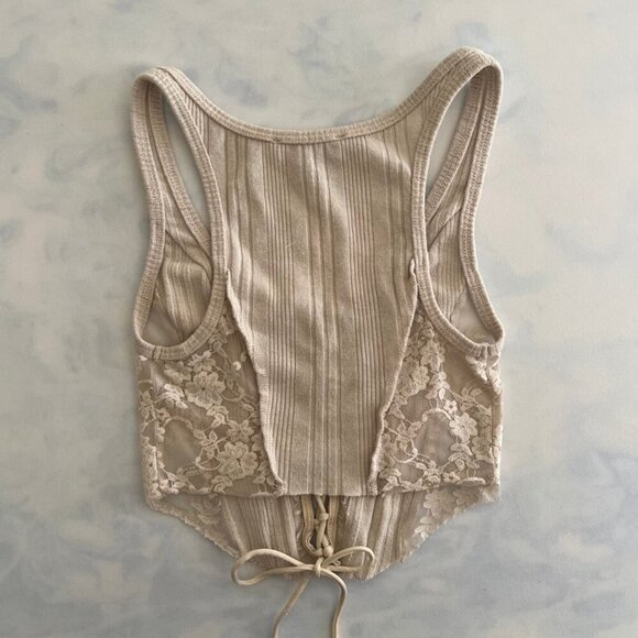 Urban Outfitters Cream Lace Up Cropped Sleeveless Blouse - Picture 2 of 5